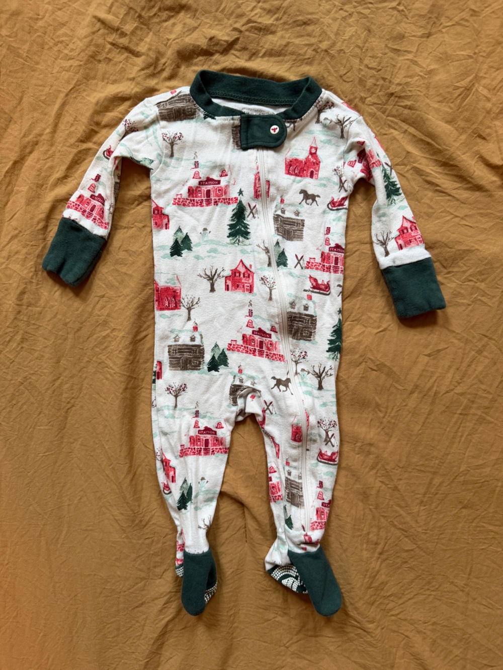 Burt's Bees White Holiday Cabin Print Footed Pajamas with Green Cuffs